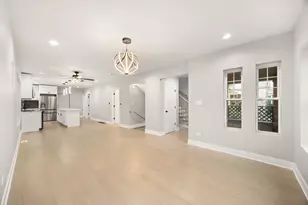 6748 S Indiana Ave, Chicago, IL 60637 - Photo 2