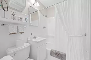 1901 Curtiss St, Downers Grove, IL 60515 - Photo 22