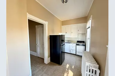 1105 Morton Avenue #3, Elgin, IL 60120 - Photo 4