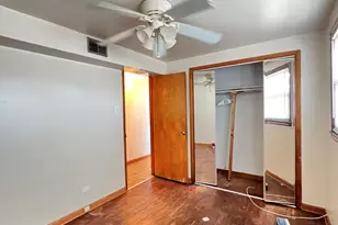 2150 E 79th St, Chicago, IL 60649 - Photo 12