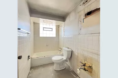 2150 E 79th Street, Chicago, IL 60649 - Photo 22