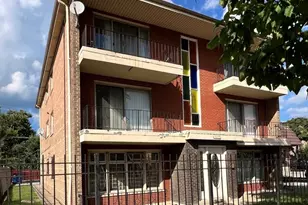 2150 E 79th St, Chicago, IL 60649 - Photo 2