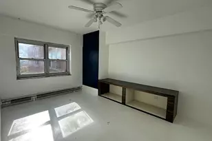 4950 N Marine Dr, Chicago, IL 60640 - Photo 10