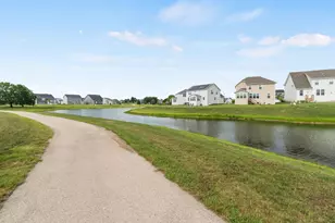 531 Alpine Dr, Algonquin, IL 60102 - Photo 28