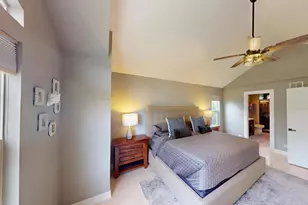 2207 Periwinkle Ln, Naperville, IL 60540 - Photo 16