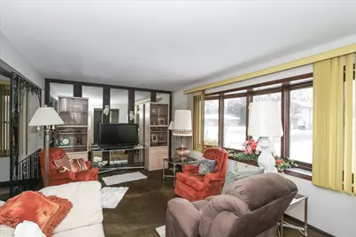 [Address not provided], Melrose Park, IL 60164 - Photo 2