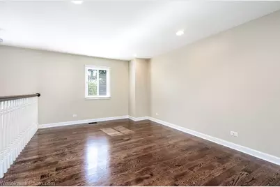 124 Midway Lane, Vernon Hills, IL 60061 - Photo 12