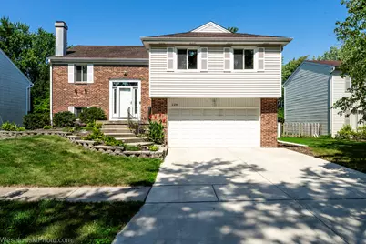 124 Midway Lane, Vernon Hills, IL 60061 - Photo 1