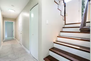 124 Midway Ln, Vernon Hills, IL 60061 - Photo 24