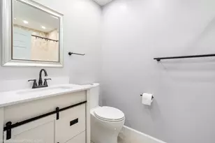 124 Midway Ln, Vernon Hills, IL 60061 - Photo 32