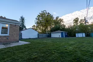 600 N Irving Ave, Hillside, IL 60162 - Photo 8