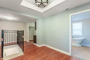 4025 W 56th St, Chicago, IL 60629 - Photo 6