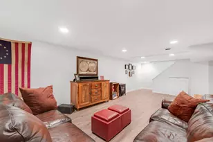 [Address not provided], Winfield, IL 60190 - Photo 20