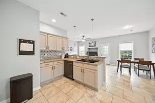 1613 Riverside Cir, Dixon, IL 61021 - Photo 16