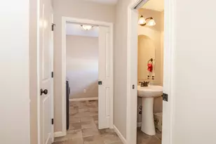 1646 Belclare Rd, Normal, IL 61761 - Photo 20