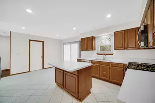 1283 Rose Ave, Carol Stream, IL 60188 - Photo 10