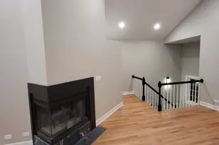 1506 N Bosworth Ave, Chicago, IL 60642 - Photo 8