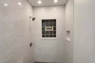 1506 N Bosworth Ave, Chicago, IL 60642 - Photo 18