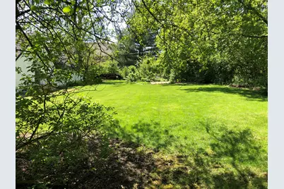 882 N Franklin Avenue, Palatine, IL 60067 - Photo 2