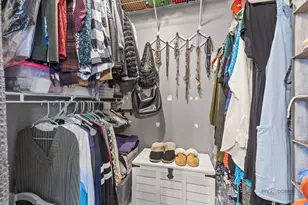 943 Chesapeake Blvd, Grayslake, IL 60030 - Photo 30