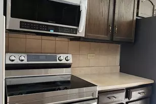 7730 W Dempster St, Morton Grove, IL 60053 - Photo 16