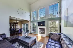 1086 Lily Field Ln, Bolingbrook, IL 60440 - Photo 4