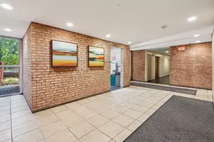 5900 Oakwood Dr, Lisle, IL 60532 - Photo 26