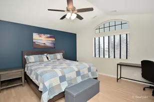 3314 Blue Ridge Dr, Carpentersville, IL 60110 - Photo 8