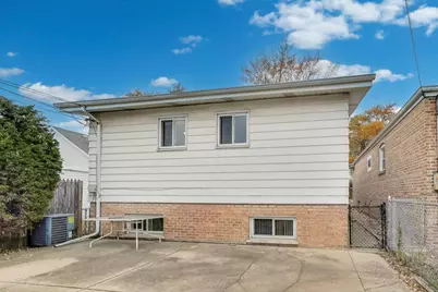 7843 Massasoit Avenue, Burbank, IL 60459 - Photo 22