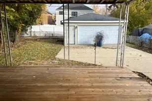 883 S York St, Elmhurst, IL 60126 - Photo 12