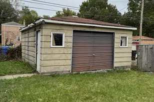 8516 S Seeley Ave, Chicago, IL 60620 - Photo 6