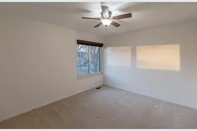 245 Timber Ridge Lane #245, Lake Barrington, IL 60010 - Photo 8