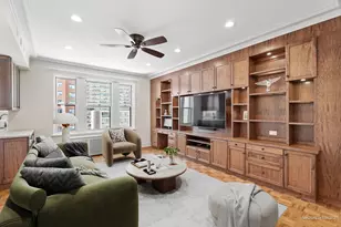 2912 N Commonwealth Ave, Chicago, IL 60657 - Photo 20