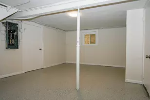 5646 W Grover St, Chicago, IL 60630 - Photo 20
