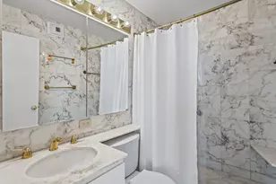 1310 N Ritchie Ct, Chicago, IL 60610 - Photo 20