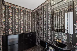 1310 N Ritchie Ct, Chicago, IL 60610 - Photo 24