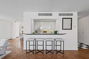 1310 N Ritchie Ct, Chicago, IL 60610 - Photo 8