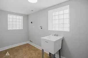 1301 N Waller Ave, Chicago, IL 60651 - Photo 34