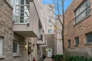 2826 N Talman Ave, Chicago, IL 60618 - Photo 2