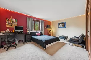 31 Croydon Ln, Oak Brook, IL 60523 - Photo 16
