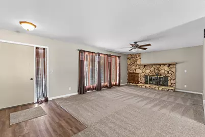 211 N Center Street, Melvin, IL 60952 - Photo 4