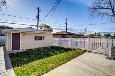 6721 W 59th Street, Chicago, IL 60638 - Photo 4