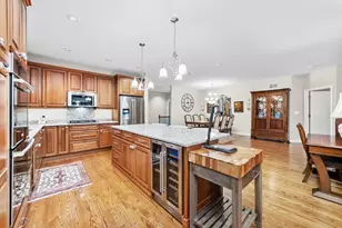 628 Woodglen Ct, Lemont, IL 60439 - Photo 10