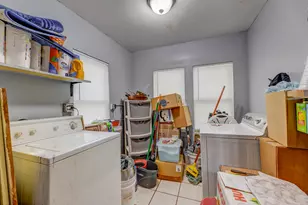 2208 W 54th Pl, Chicago, IL 60609 - Photo 16