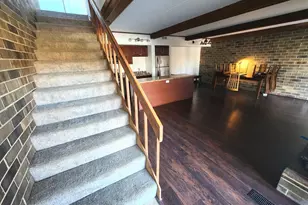 1503 Kenneth Cir, Elgin, IL 60120 - Photo 4