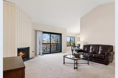 33 Shoreline Road #B, Lake Barrington, IL 60010 - Photo 2