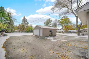 1635 Linden Rd, Homewood, IL 60430 - Photo 16
