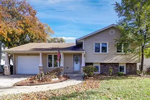 1691 Jeffrey Ave, Glendale Heights, IL 60139 - Photo 1