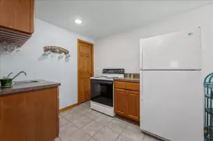 2025 Gillenwater St, Batavia, IL 60510 - Photo 24