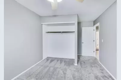 1239 Spring Valley Drive, Carol Stream, IL 60188 - Photo 20